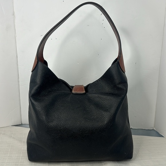 Dooney & Bourke Black Pebble Grain Shoulder Bag - Picture 4 of 11